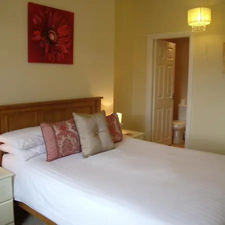 Britannia Guest House-3