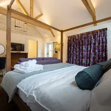 The Withies Inn-2