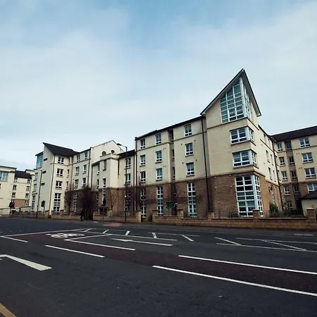 Lochend Serviced Apartments-3