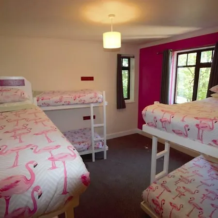 Inverness Student Hotel-3