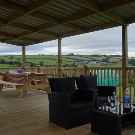 Woodbatch Camping & Glamping-2