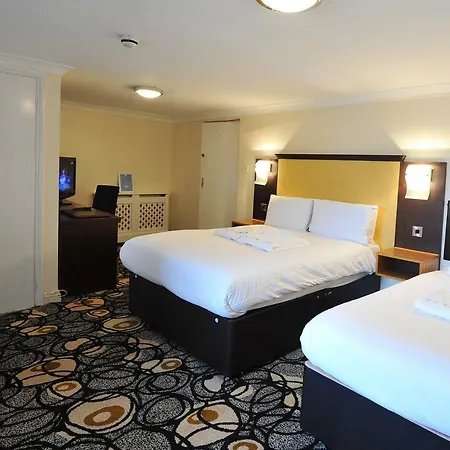 Unicorn Hotel-2
