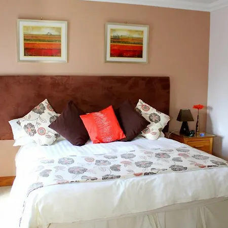 Backbrae House B&B-3