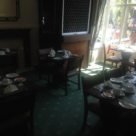 Ashleigh House-3