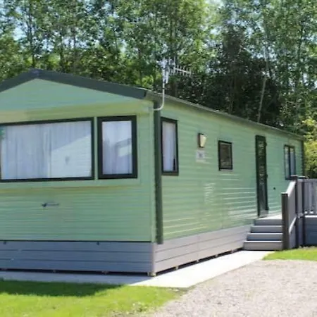 Carmels Caravan Borwick Lakes-3