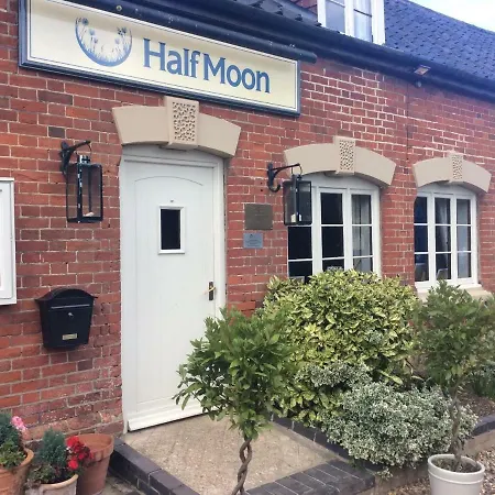 The Half Moon Inn Rushall Ip21 4Qd-3
