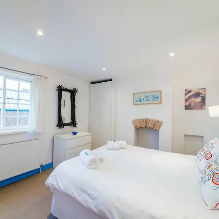 Griffin Cottage-3