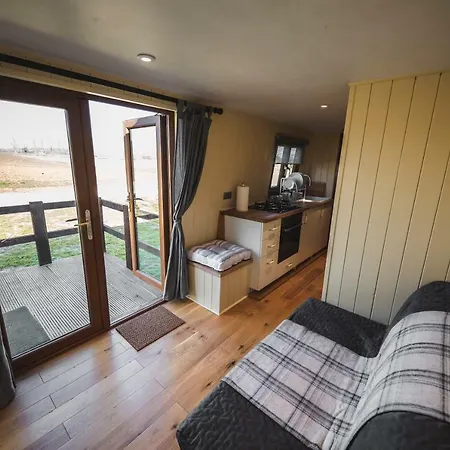 Avon Riverside Glamping-2