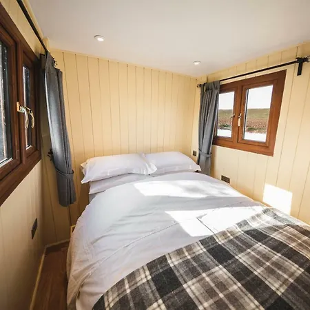 Avon Riverside Glamping-3