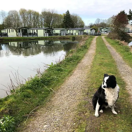 28 Borwick Lakes-2