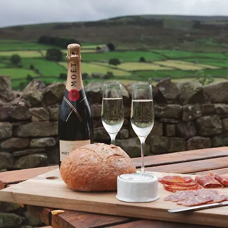 Crow Hall - Luxury Holiday Accommodation-3