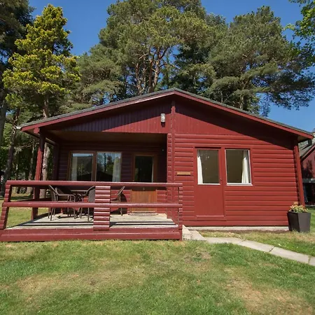 Invercauld Lodges-3