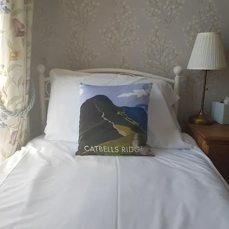 Underhill Guest House-3