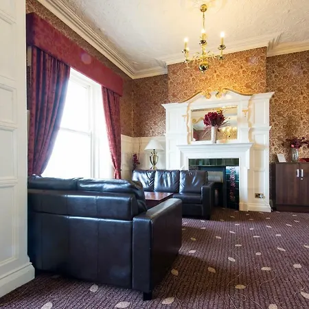 Queens Hotel-2