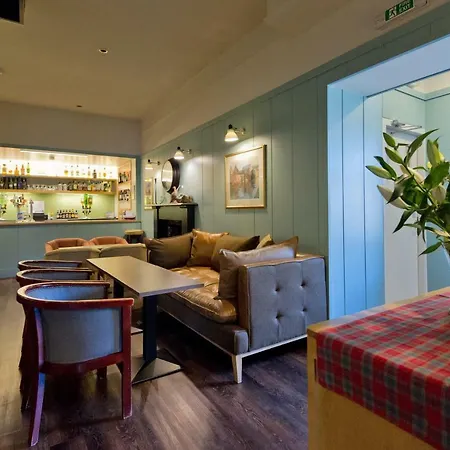 Station Hotel-2