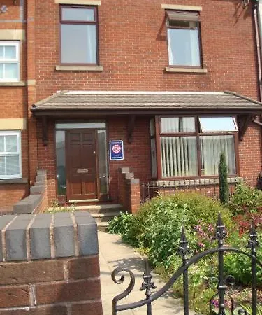 Highgrove Guest House-2