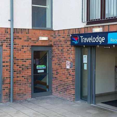 Travelodge Glasgow Braehead Hotel-3