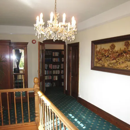 Ashleigh House - Hot Tub, Snooker Table, Sleeps 24-3