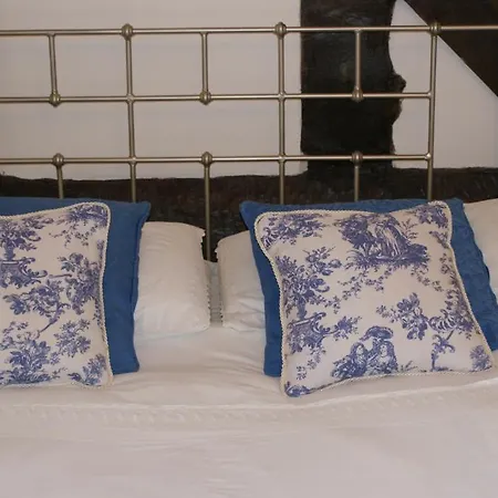 Tudor House Hotel-3