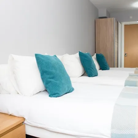 Edinburgh Playhouse Apartments-2