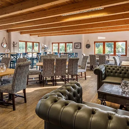 Roydon Marina Village Hotel-3