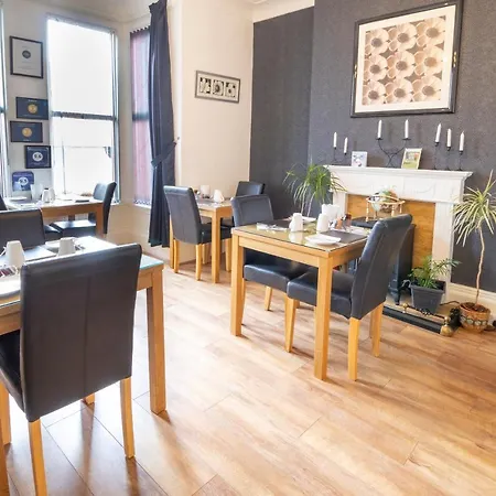 Ashford House Guest House-3