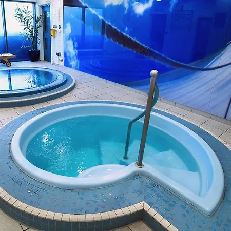 Lancaster Hotel And Spa Brunel University London-2