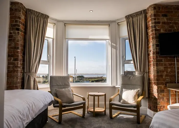 The Carlton Hotel