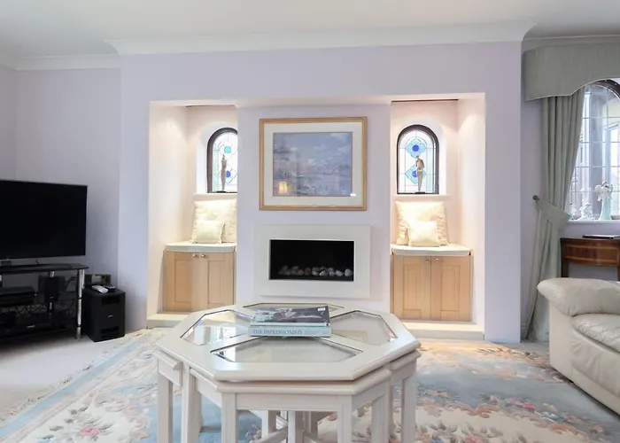 Ayuda House Hotel Altrincham, United Kingdom