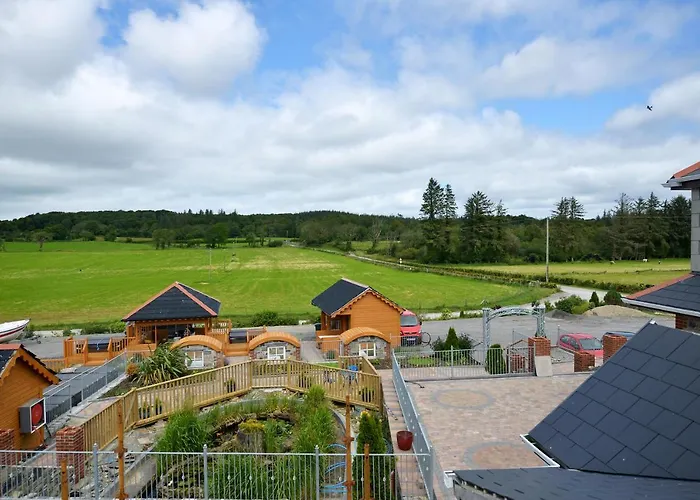 Dulrush Fishing Lodge And Guest House