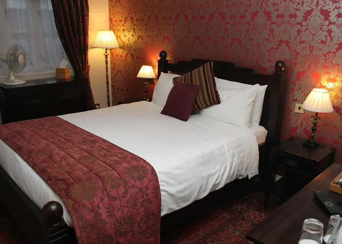 The Courtyard Hotel At The Stenson Bubble