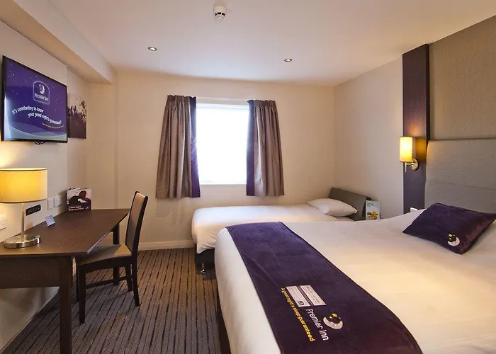 Premier Inn Exeter - M5 J29