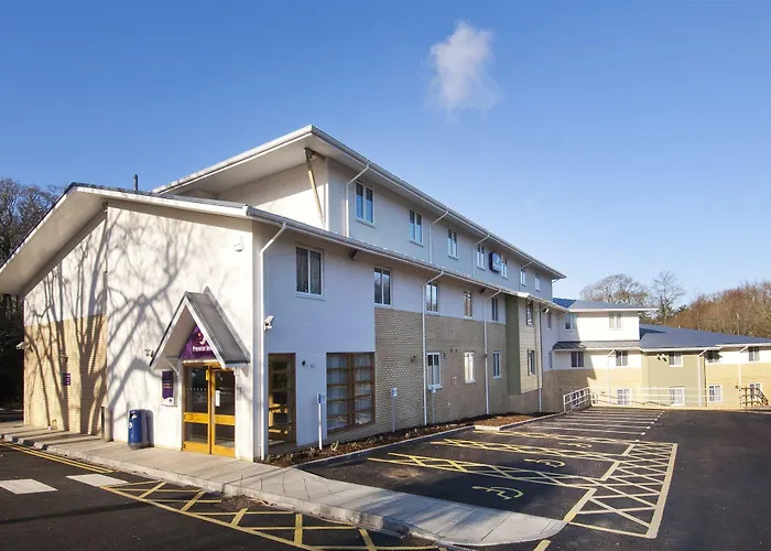 Premier Inn Christchurch / Highcliffe