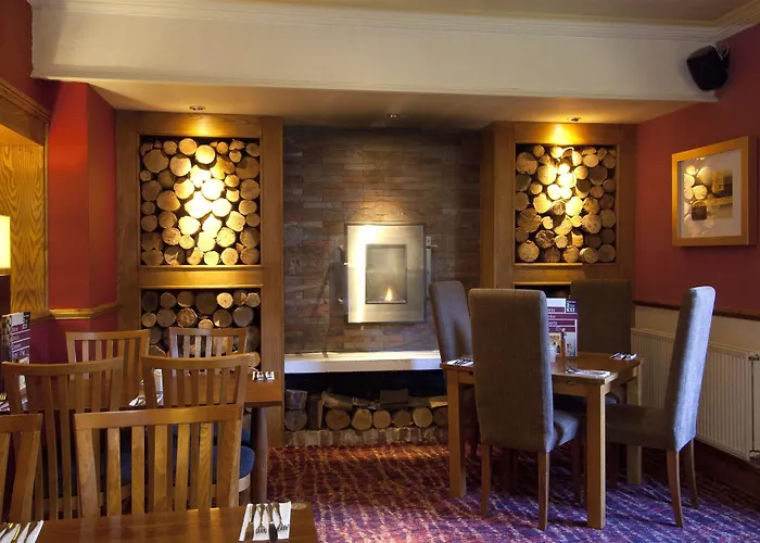 Premier Inn Christchurch / Highcliffe