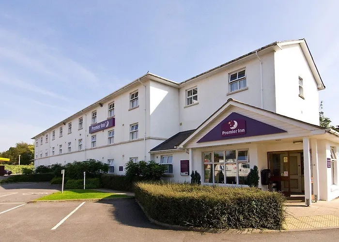Premier Inn Cheltenham Central - West/A40