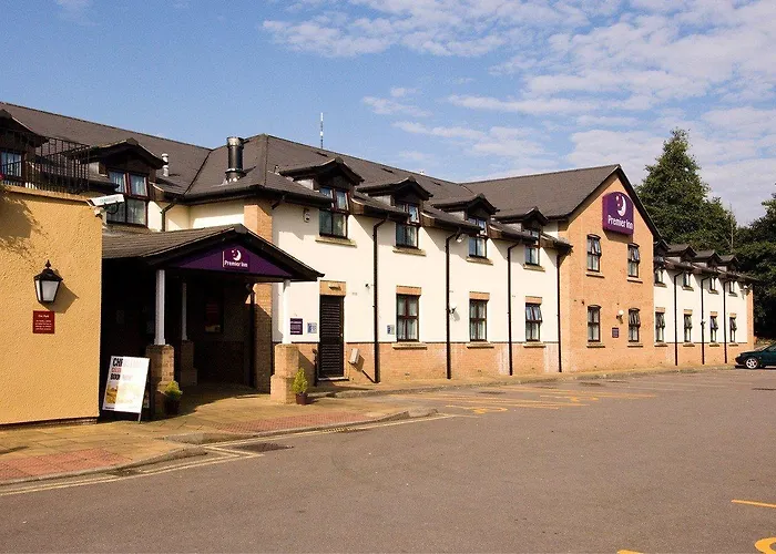 Premier Inn Cardiff West