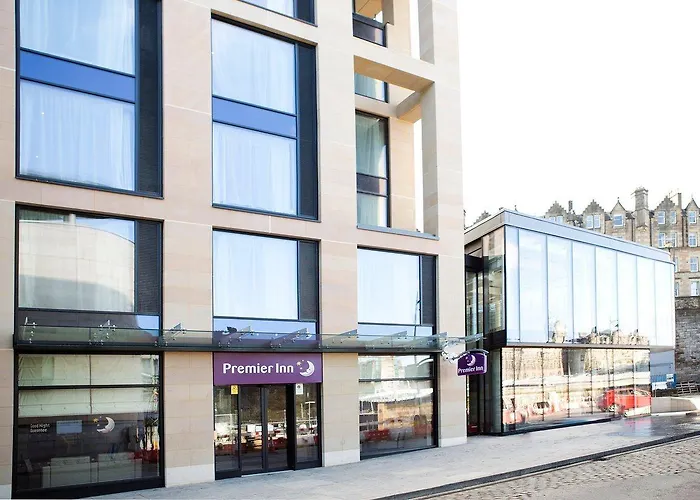 Premier Inn Edinburgh City Centre Royal Mile