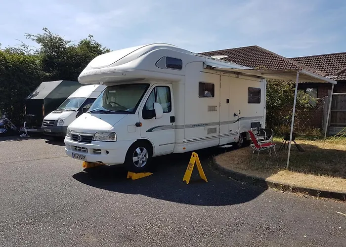 The Victoria Bikers Pub - Live Music Venue And Letting Rooms With Camping Facilities