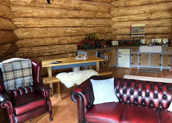 Coed Y Marchog Woodland Retreat