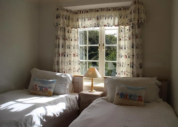 Court Barton Farm Bed & Breakfast Aveton Gifford, United Kingdom
