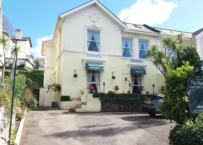 Daylesford Guest House (Adults Only)