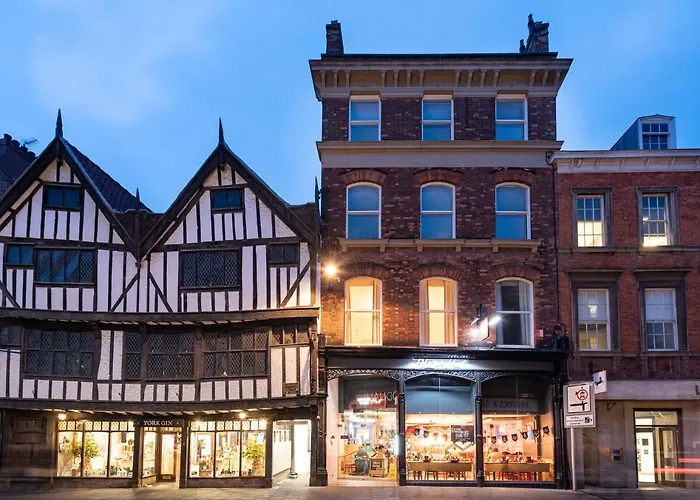 Newly Converted Apartment Rowntree House Shambles