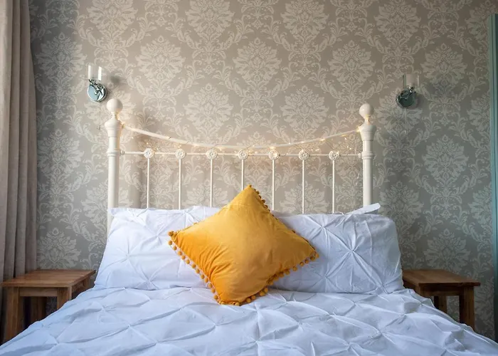 Clovelly Guest House Lyme Regis, United Kingdom