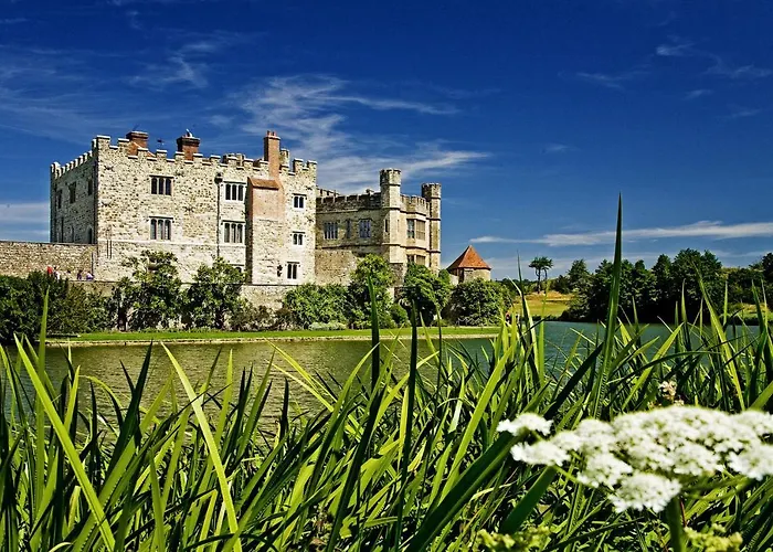 Leeds Castle Maiden'S Tower