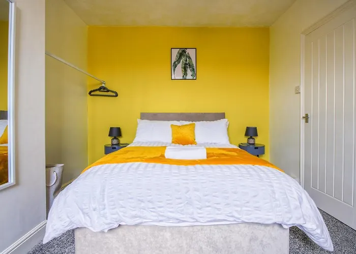 Skelton House - Fast Wi-Fi - Work Stays - Groups