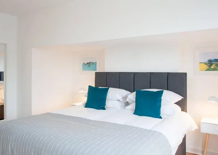 Clifton Jewel - 4 Bed Townhouse With Parking. Mycityhaven Bristol, United Kingdom