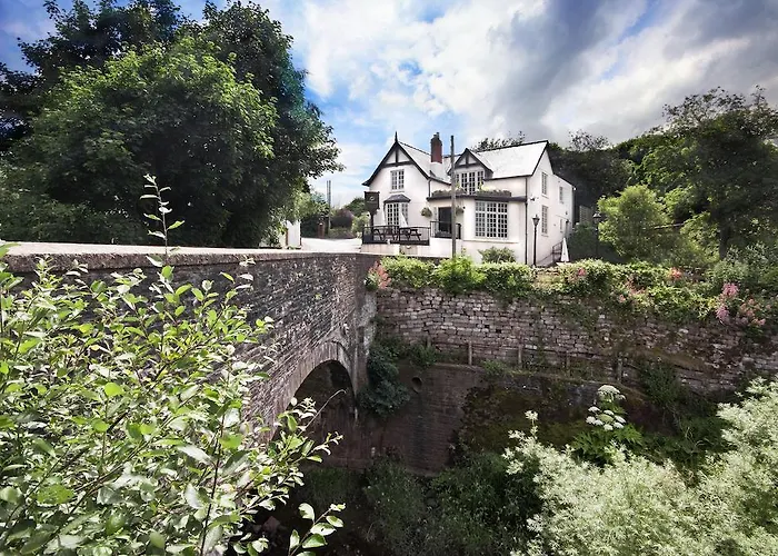 Newbridge On Usk