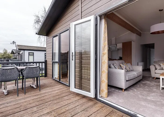 Roydon Marina Village Lodges