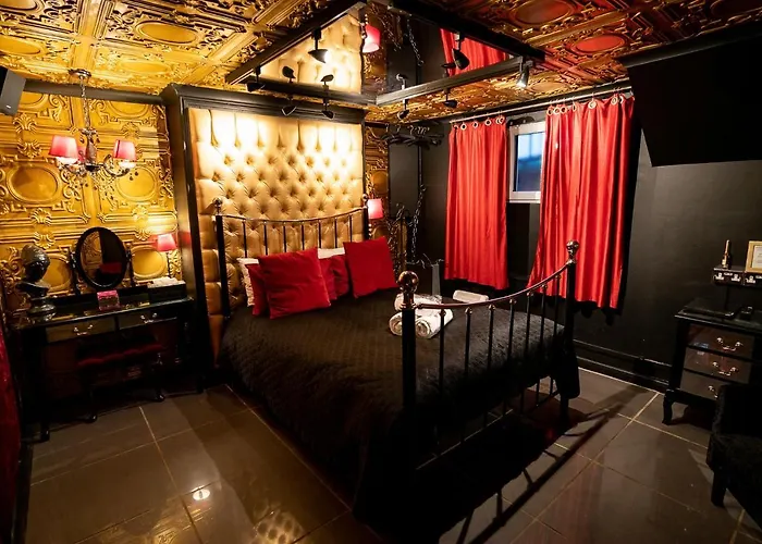 Brighton Erotic Boudoir Apartment, United Kingdom