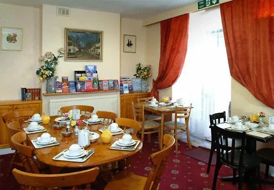Holly House Hotel